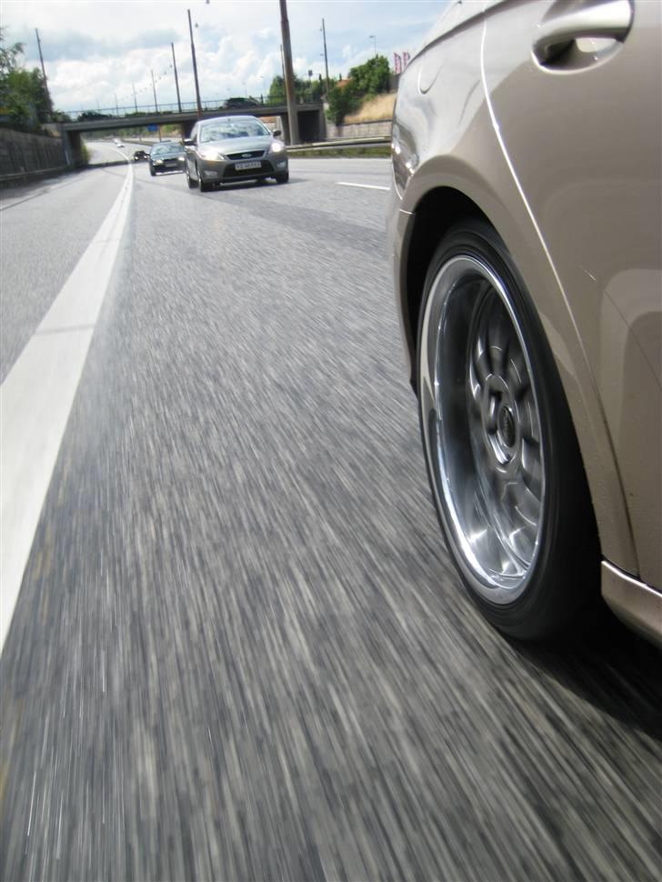 Mercedes Benz CLS 500 billede 6