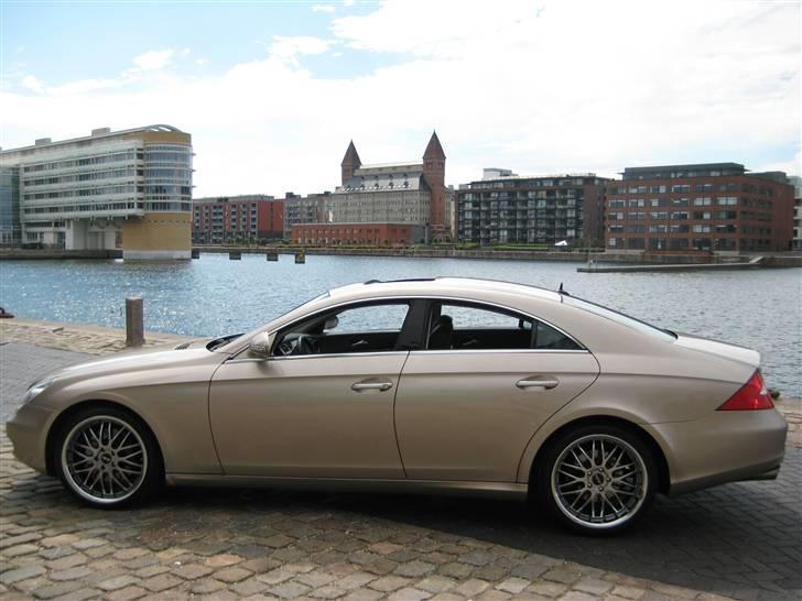 Mercedes Benz CLS 500 billede 16