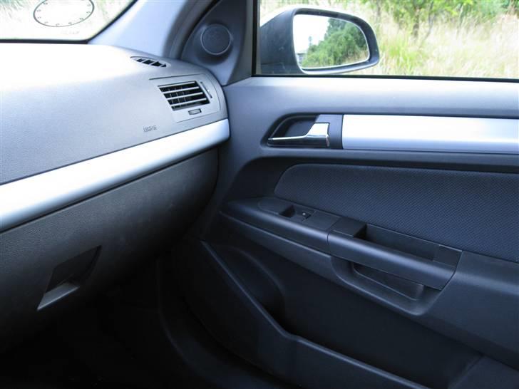 Opel Astra H 5-dørs billede 3