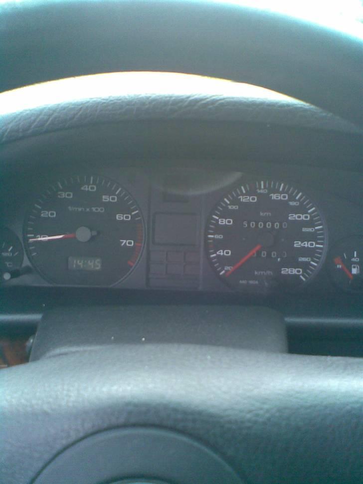 Audi 100 Limo. 2,6V6 (c4) - ja.. Her har den så rundet de 500 og kører stadig som en drøm. ingen mislyde. billede 5