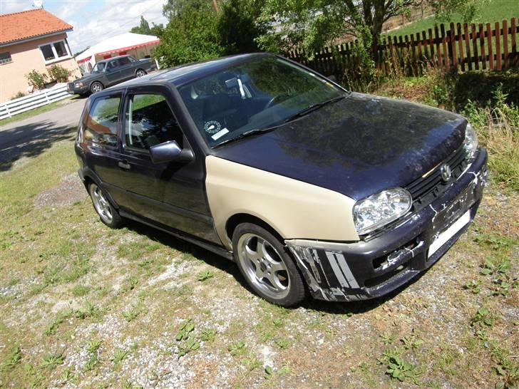 VW 2,0 gti Edition - så kan i se jeg er så småt igang nye skærme og lygter og skal lige have spartled bagklappen billede 12