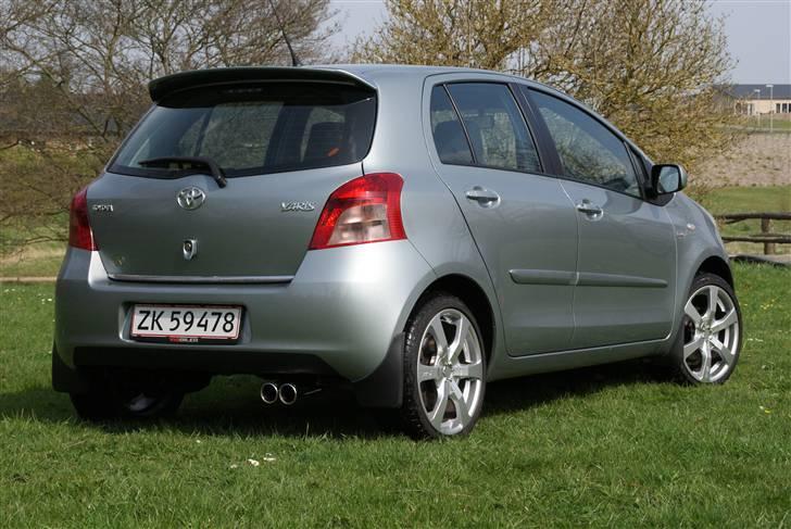 Toyota Yaris 1,4 D-4D Luna Sport billede 3