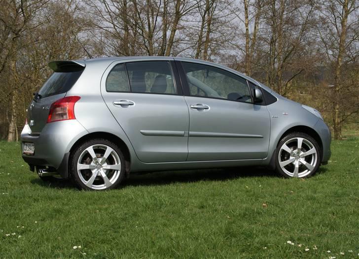 Toyota Yaris 1,4 D-4D Luna Sport billede 4