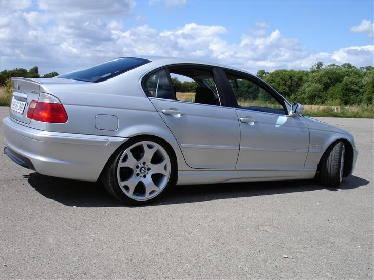 BMW 328i E46 SOLGT billede 3