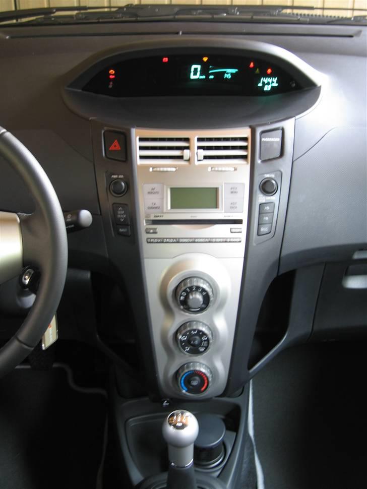 Toyota Yaris 1,4 D-4D Luna Sport billede 12