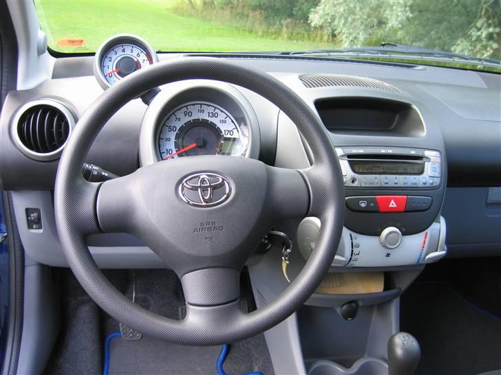 Toyota Aygo 1,0+ - Omd. tæller har jeg monteret for ham. Meget nemt, 2300,- billede 11