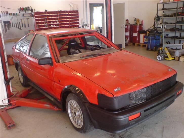 Toyota Ae86 (folkerace) solgt billede 10