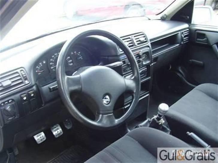 Opel Vectra A billede 3