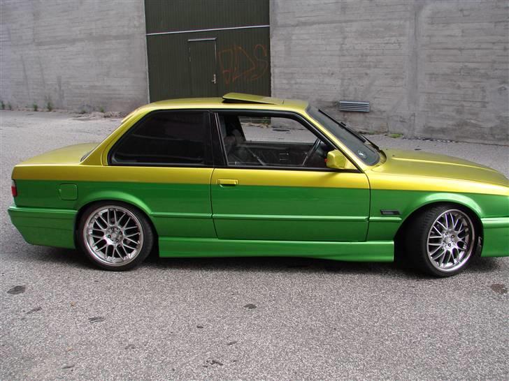 BMW E30 323i  /SOLGT/ billede 13