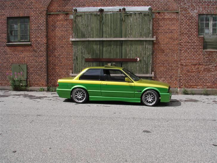 BMW E30 323i  /SOLGT/ billede 17