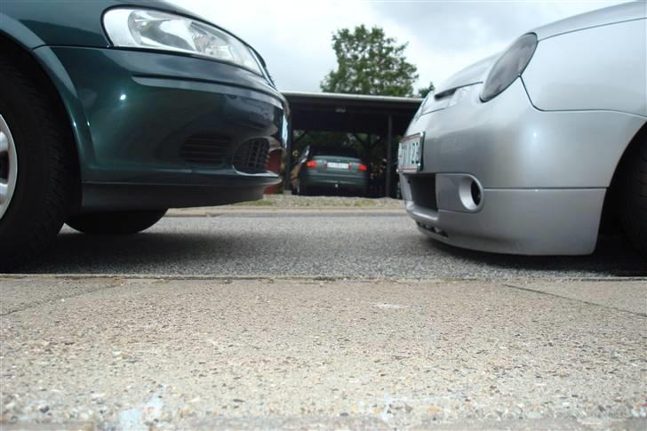 VW Lupo - Solgt - Mine forældres vectra b overfor lupoen . billede 11