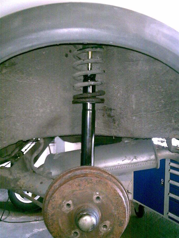 VW Polo Coupé *Sussi* - Fine nye støddæmper :O) billede 10