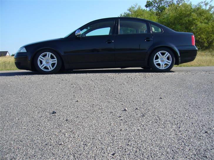 VW Passat Highline SOLGT billede 15