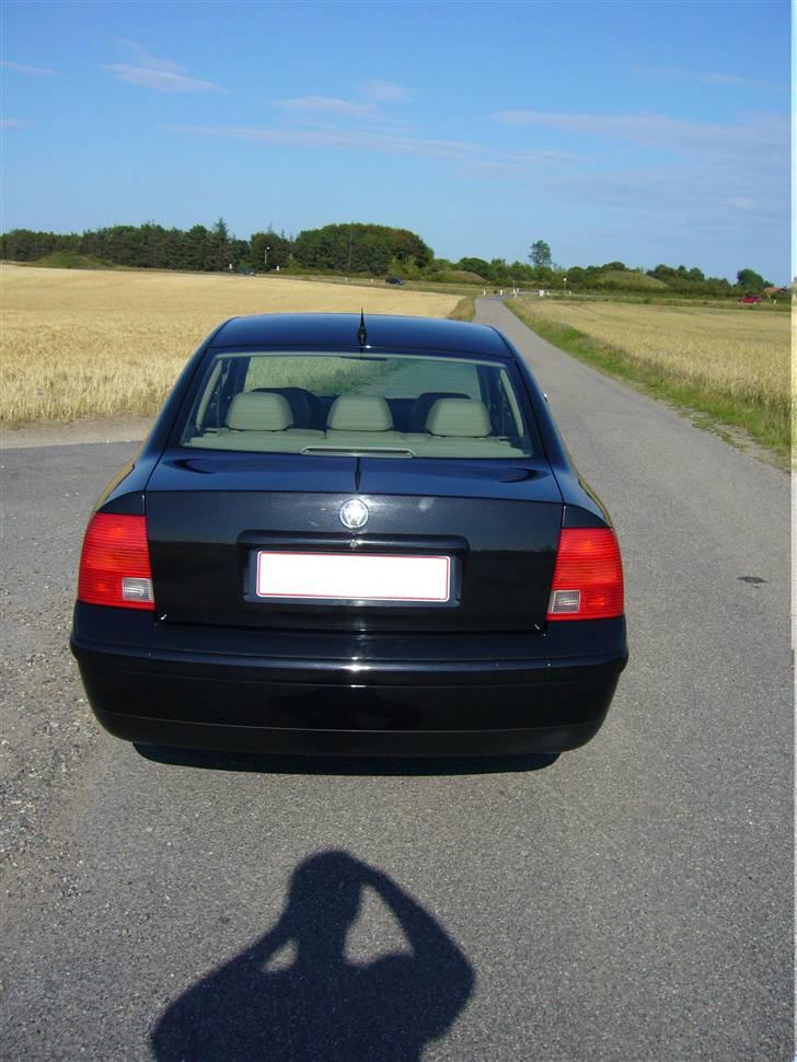 VW Passat Highline SOLGT billede 18