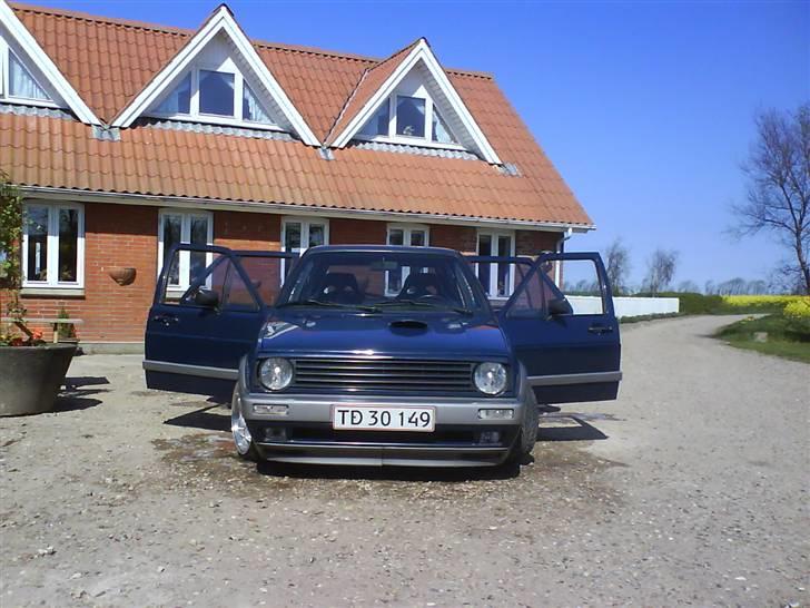 VW Golf ll TD SOLGT billede 1