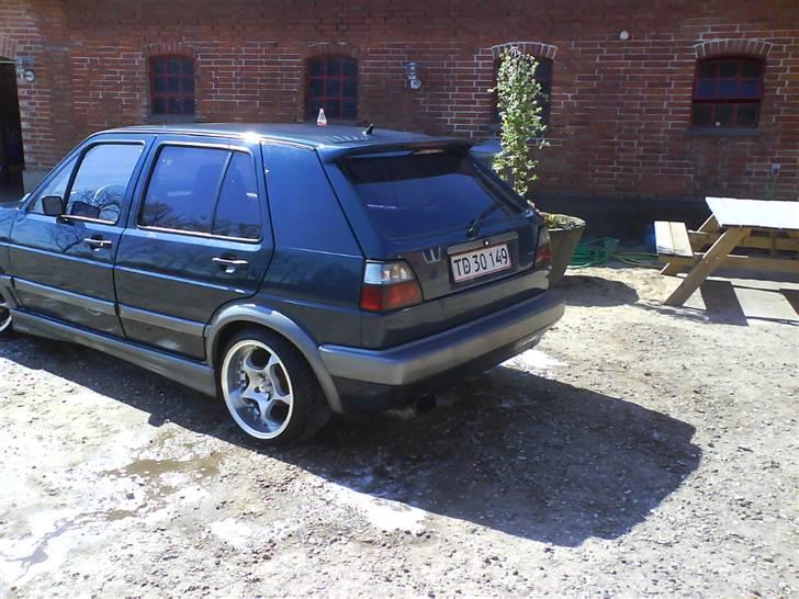 VW Golf ll TD SOLGT billede 3