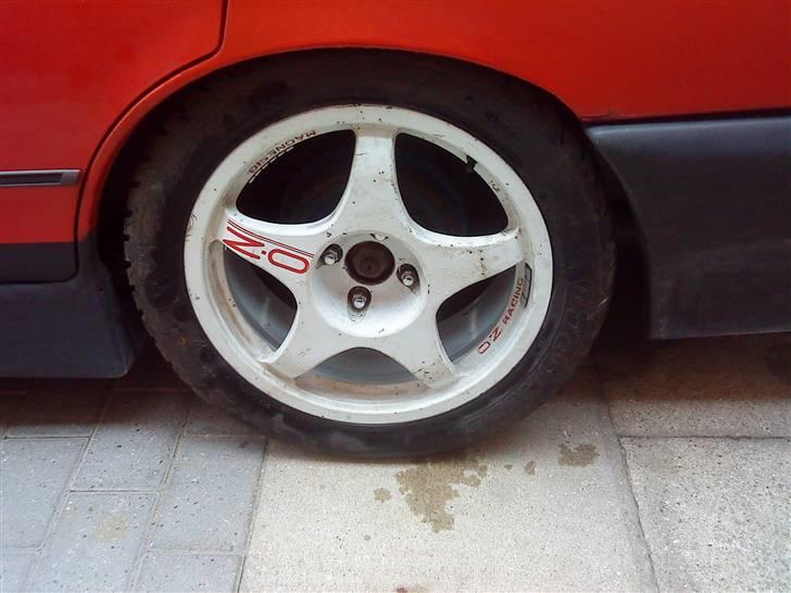 Ford Sierra DOHC - der er kommer nye fælge på siden dette billede er blevet taget.. billede 9