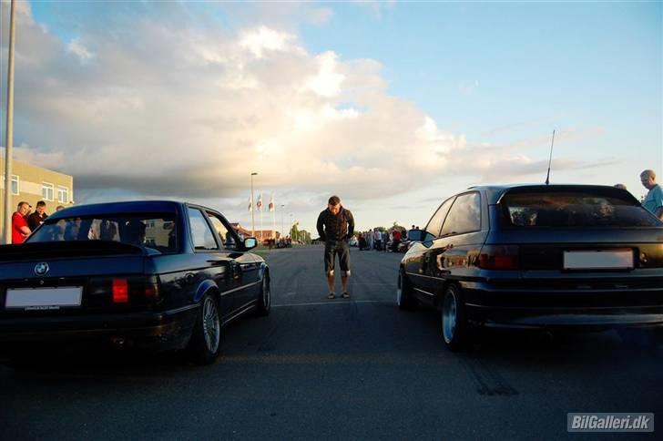 BMW E30 325i Totaled! billede 8