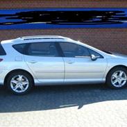 Peugeot 407 2,2 HDI (Solgt)     