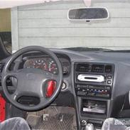 Toyota 1,6 gsi SOLGT...