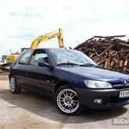 Peugeot 306