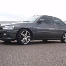 Ford Escort 1.8 zetec (SOLGT)