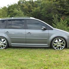 VW Touran 2,0 TDI DSG SOLGT