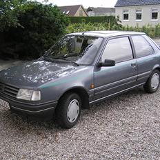 Peugeot 309 1,4 GRX