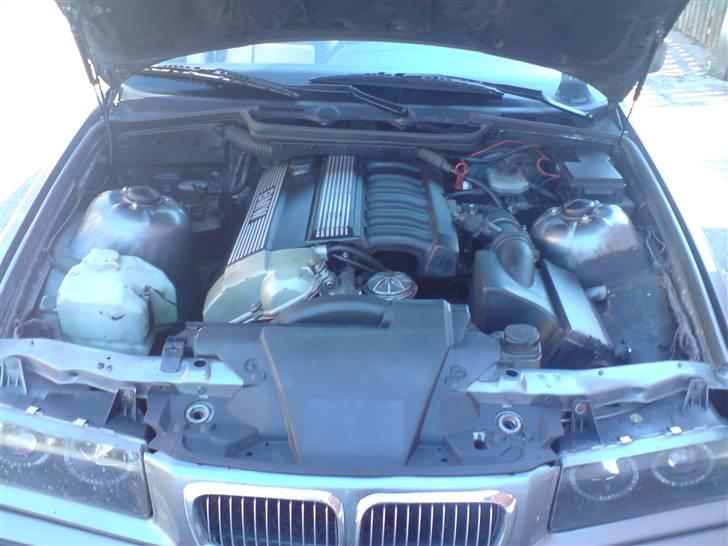 BMW E36 Solgt - Savner sku alpina motoren :( billede 8