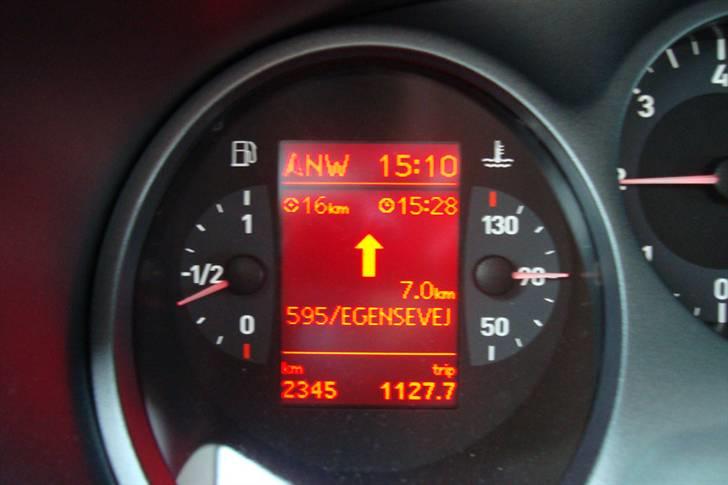 Seat Leon   - Navigationsanvisningerne i display billede 8