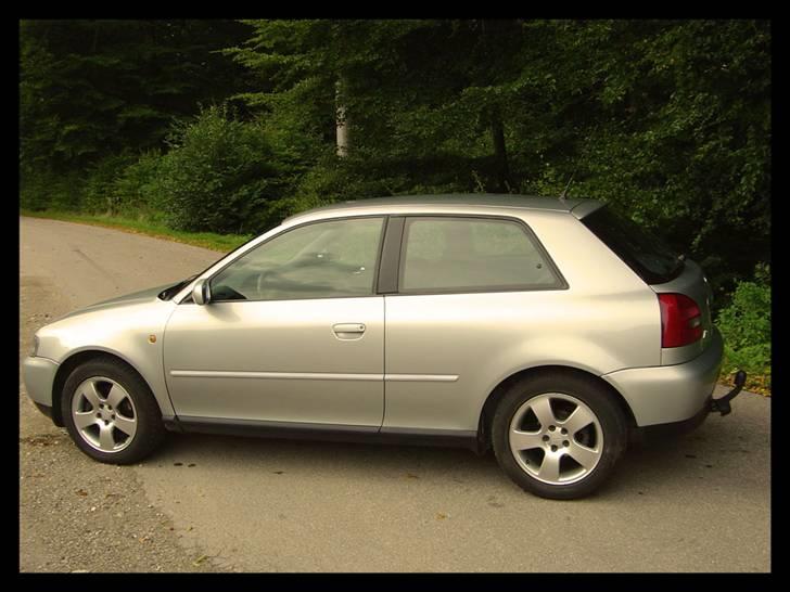 Audi A3 1,9 TDI Aut. *solgt*  billede 3