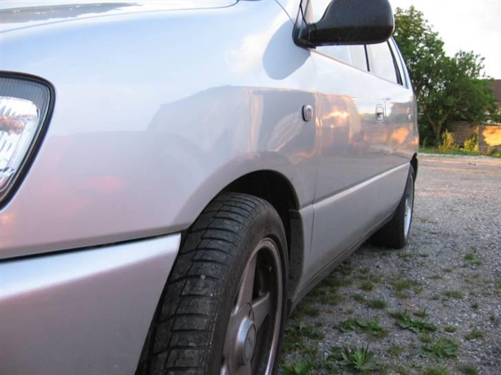 Toyota PICNIC - har fåer hvide blink lys billede 9