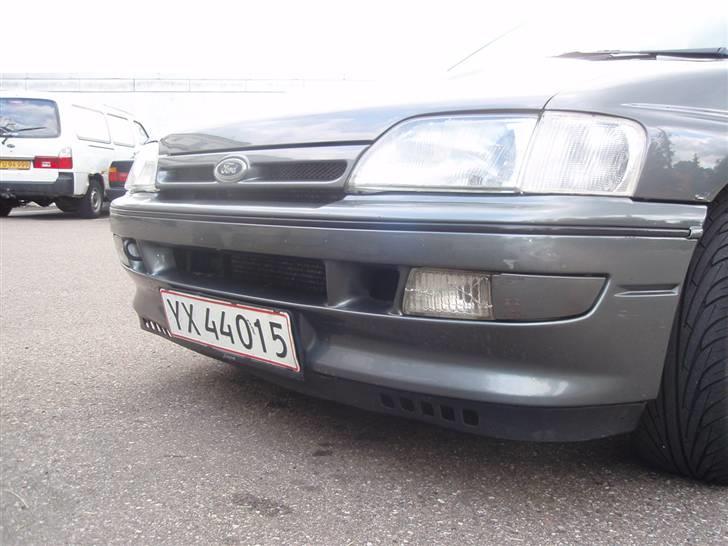 Ford Escort 1.8 zetec (SOLGT) billede 2