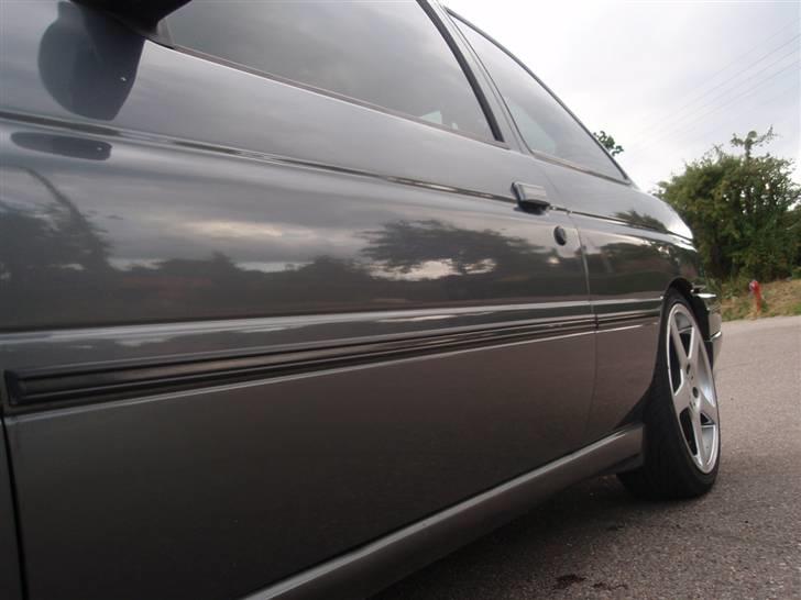 Ford Escort 1.8 zetec (SOLGT) billede 4