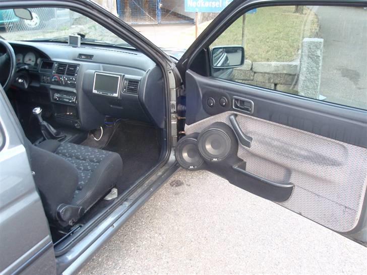 Ford Escort 1.8 zetec (SOLGT) billede 11