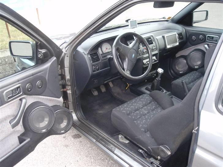 Ford Escort 1.8 zetec (SOLGT) billede 14