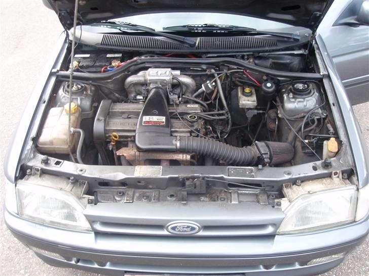 Ford Escort 1.8 zetec (SOLGT) billede 17