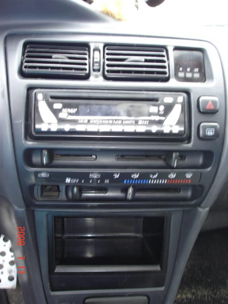 Toyota corolla sedan xli SOLGT billede 9