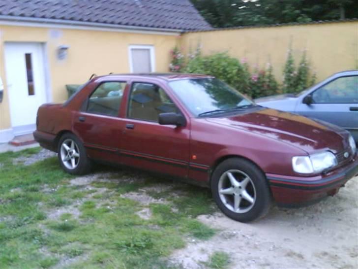 Ford sierra 2,0 doch clx SOLGT billede 4