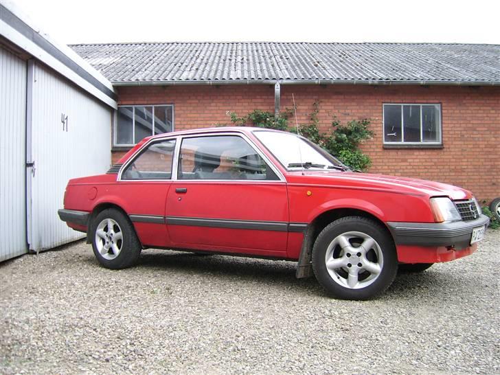 Opel Ascona C 1.6 Sh billede 1
