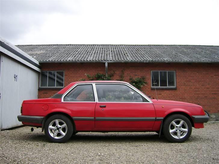 Opel Ascona C 1.6 Sh billede 8