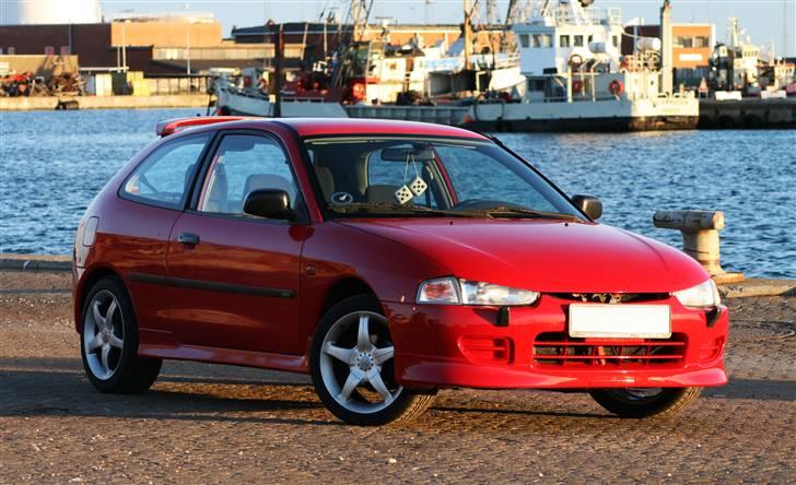 Mitsubishi 1,6 Colt Glxi 16V billede 4