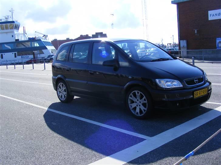 Opel Zafira 2.0 OPC SOLGT billede 1