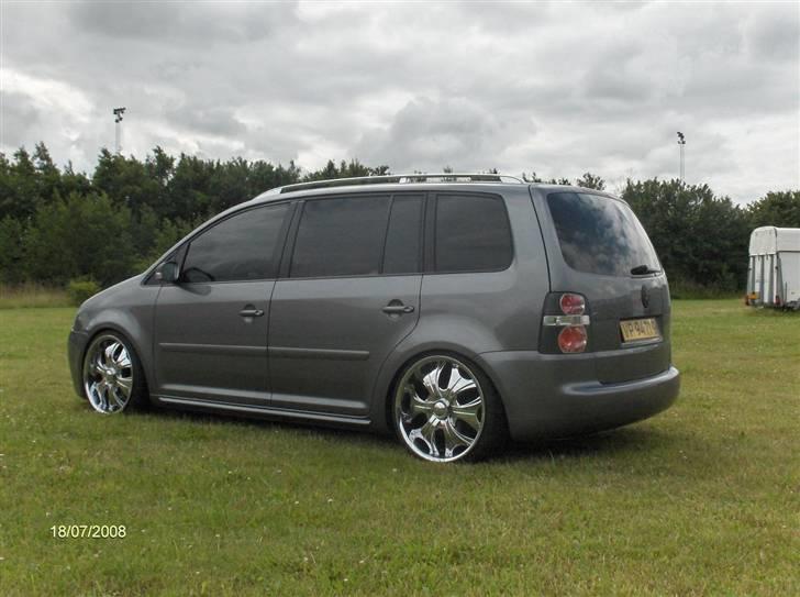 VW Touran 2,0 TDI DSG SOLGT billede 6