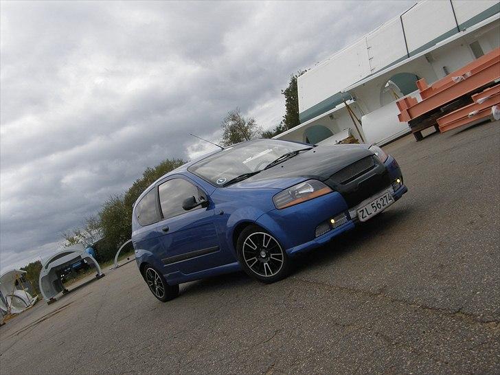 Chevrolet kalos 1,2 - med sølv gitter i front billede 9