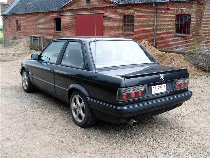 BMW E30 318is *Solgt* billede 2