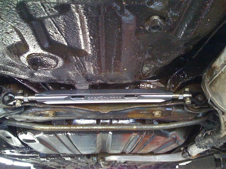 Honda Accord Coupe - Nede under bagved... billede 5