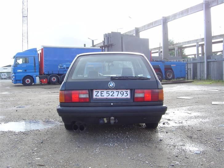 BMW e30 325i touring "SOLGT" billede 11