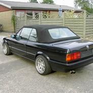 BMW 325i Cabriolet *Solgt*