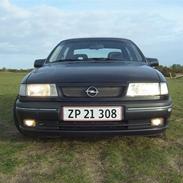 Opel Vectra 2.0 i 16V